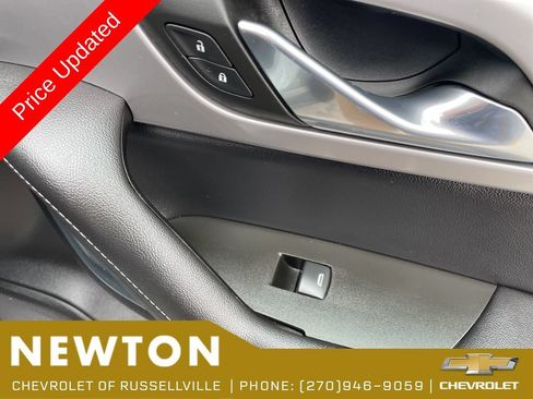 Used 2024 Chevrolet Blazer LT w/ Convenience Package FWD image 23