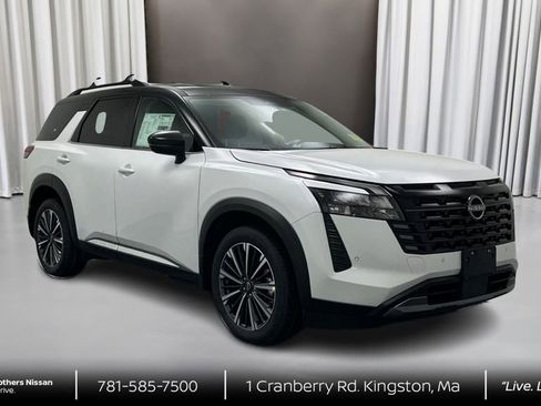 New 2026 Nissan Pathfinder Platinum AWD/4WD image 3