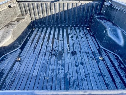 Used 2017 Toyota Tacoma TRD Off-Road image 5