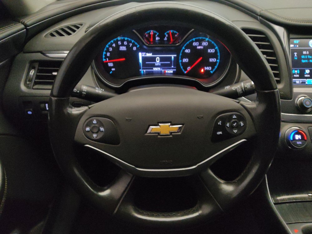 Used 2019 Chevrolet Impala LT FWD image 22