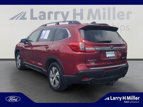 Used 2019 Subaru Ascent Premium AWD/4WD image 3