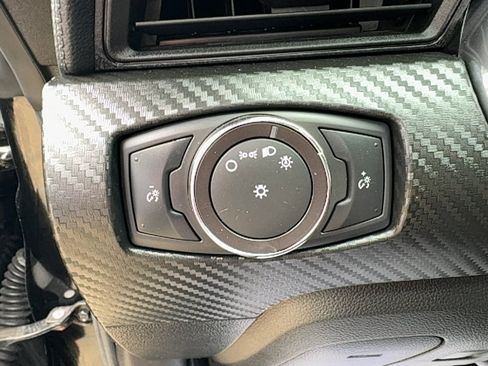 Used 2019 Ford Mustang Coupe RWD image 11