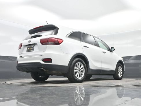 Used 2020 Kia Sorento FWD V6 image 21