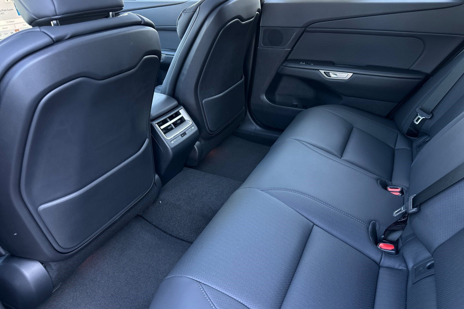 New 2026 Lexus ES 350e w/ Convenience Package FWD image 23