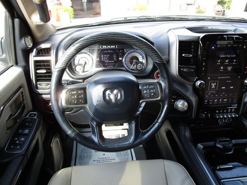 Used 2019 RAM 2500 Limited image 11