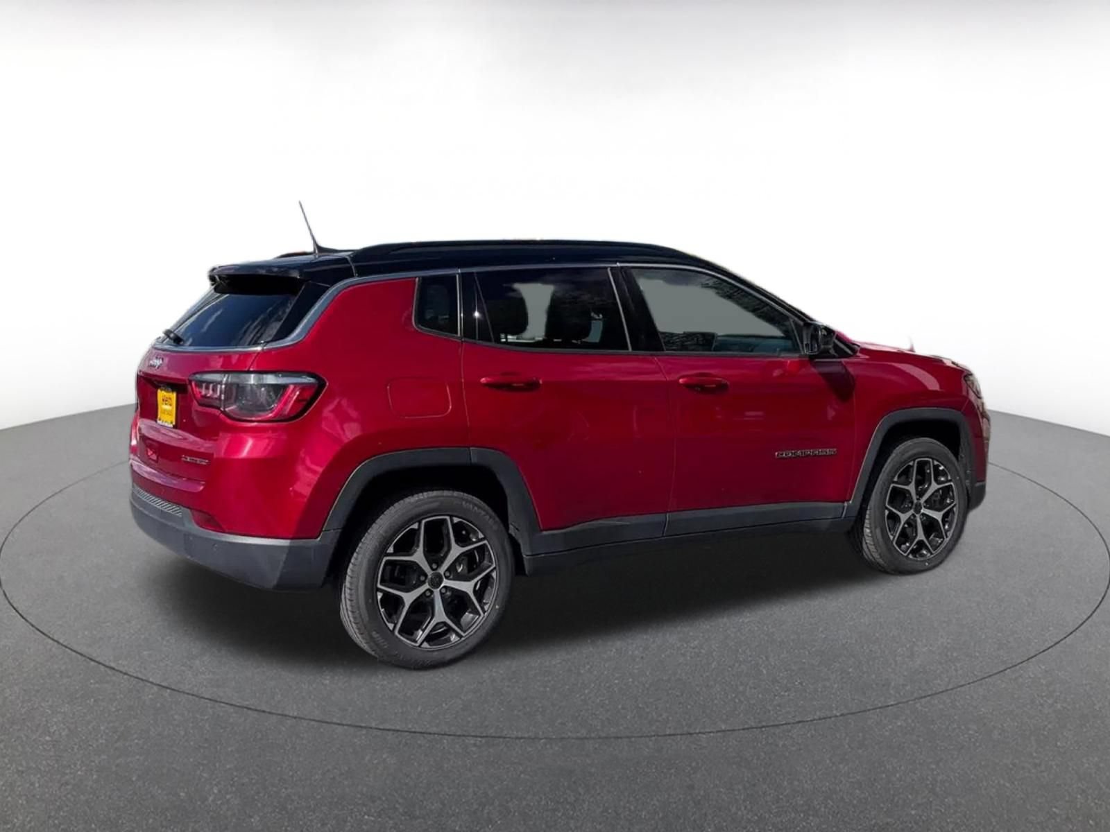 Used 2025 Jeep Compass Limited AWD/4WD image 14