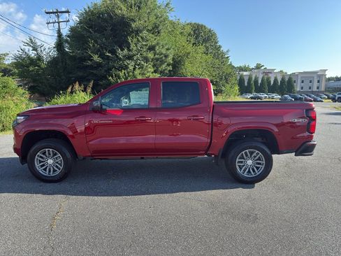 New 2026 Chevrolet Colorado LT w/ LT Convenience Package AWD/4WD image 3
