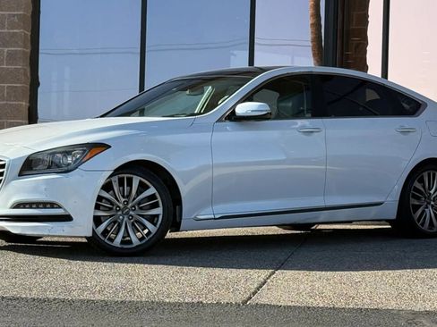 Used 2017 Genesis G80 5.0 Ultimate RWD image 3