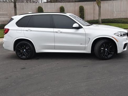 Used 2018 BMW X5 xDrive50i image 3