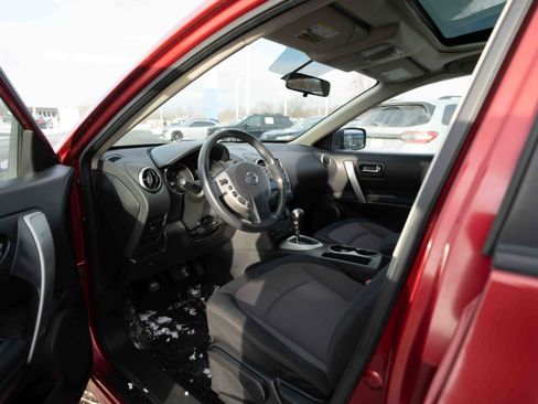 Used 2009 Nissan Rogue SL w/ Premium Pkg image 8