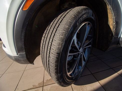 Used 2021 Buick Encore GX Essence image 23