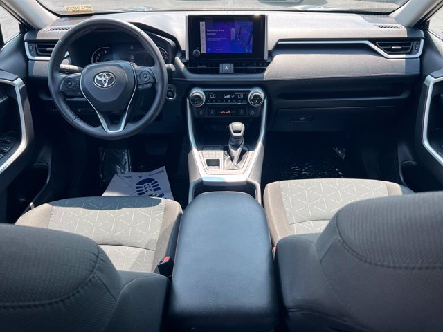 Used 2024 Toyota RAV4 XLE w/ Convenience Package AWD/4WD image 10