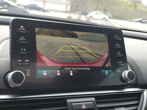 Used 2018 Honda Accord Sport image 20