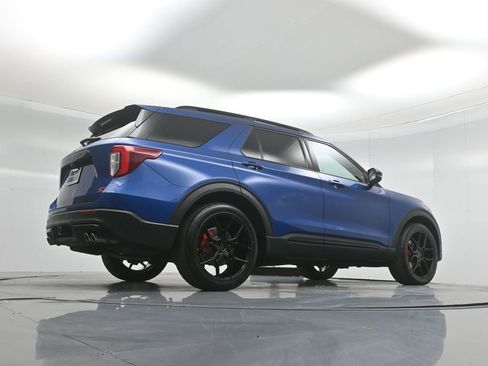 Used 2020 Ford Explorer ST w/ ST Street Pack image 51