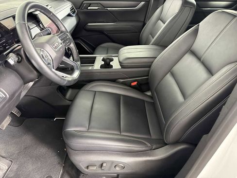 Used 2024 GMC Acadia Elevation AWD/4WD image 7
