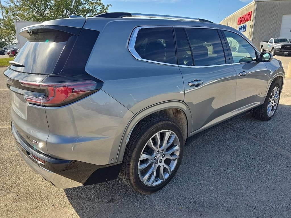 Used 2025 GMC Acadia Denali w/ Super Cruise Package AWD/4WD image 7