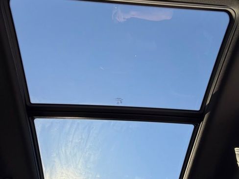 Used 2021 RAM 1500 Limited w/ Night Edition image 14