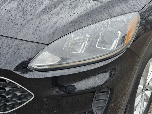 Used 2022 Ford Escape SE FWD image 7