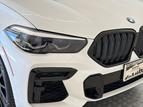 Certified 2023 BMW X6 xDrive40i w/ M Sport Package AWD/4WD image 11