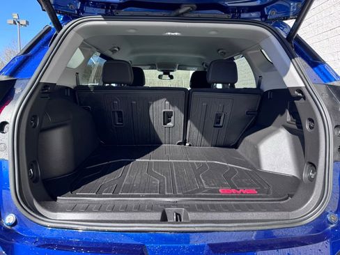 Used 2022 GMC Terrain SLE w/ Driver Convenience Package image 39