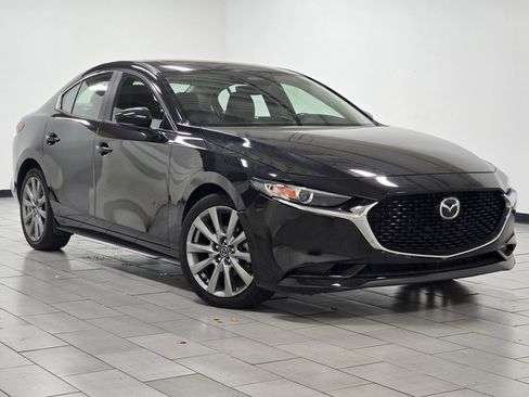 Used 2024 MAZDA MAZDA3 s image 2