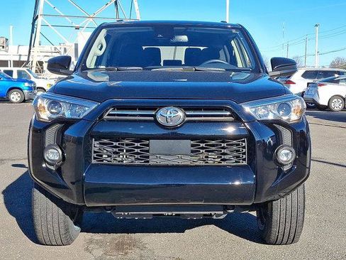 Certified 2024 Toyota 4Runner SR5 image 31