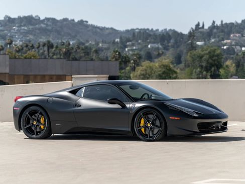 Used 2014 Ferrari 458 Italia Coupe 2D image 13