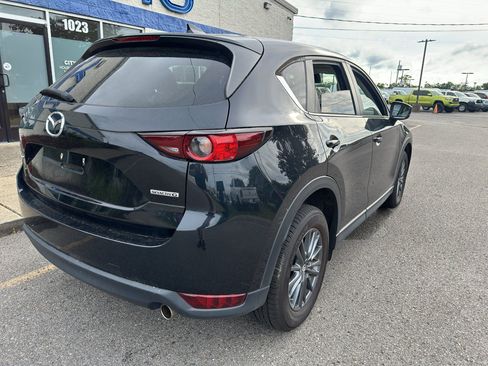 Used 2020 MAZDA CX-5 Touring FWD image 4