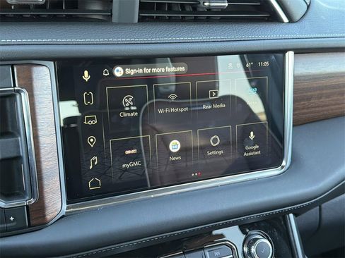 Used 2024 GMC Yukon Denali Ultimate image 17