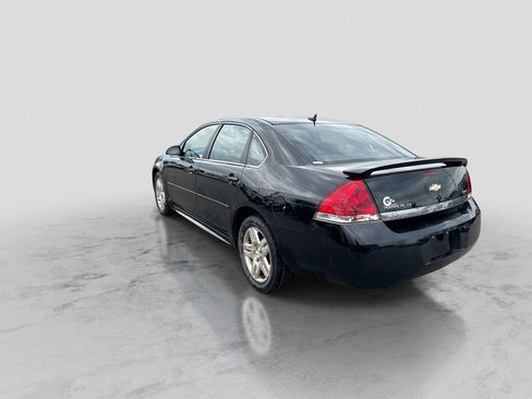 Used 2011 Chevrolet Impala LT FWD image 4