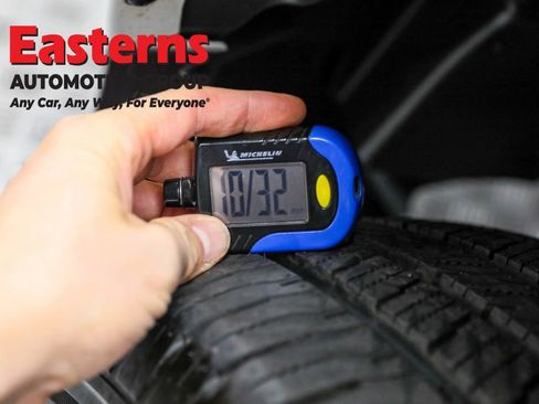 Used 2023 Nissan Frontier S w/ Technology Package image 27