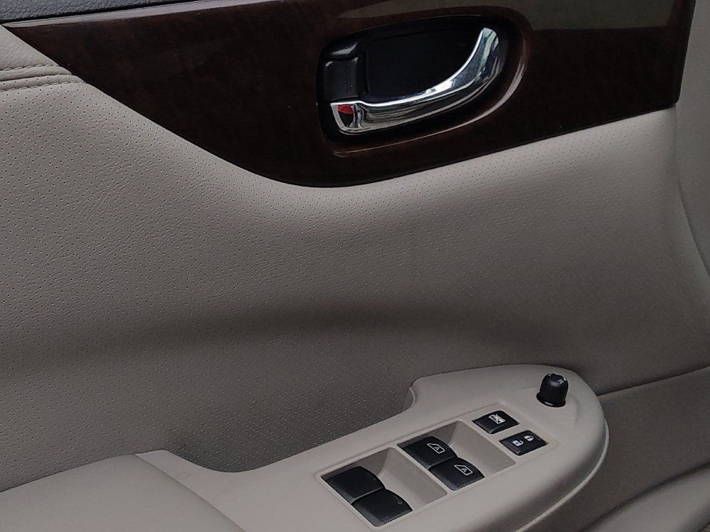 Used 2015 Nissan Quest SV w/ Leather Package FWD image 27