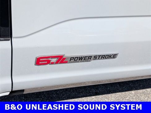 Certified 2025 Ford F450 Platinum w/ FX4 Off-Road Package image 7