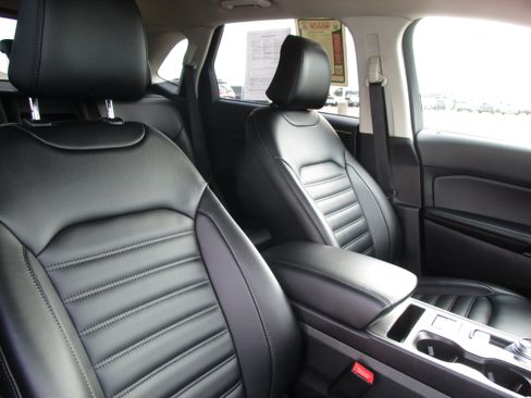 Used 2024 Ford Edge SEL w/ Convenience Package AWD/4WD image 40