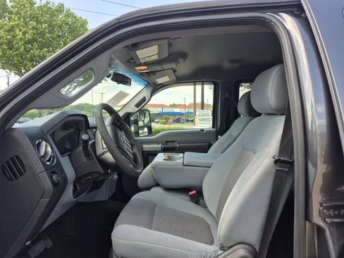 Used 2016 Ford F250 XLT AWD/4WD image 15