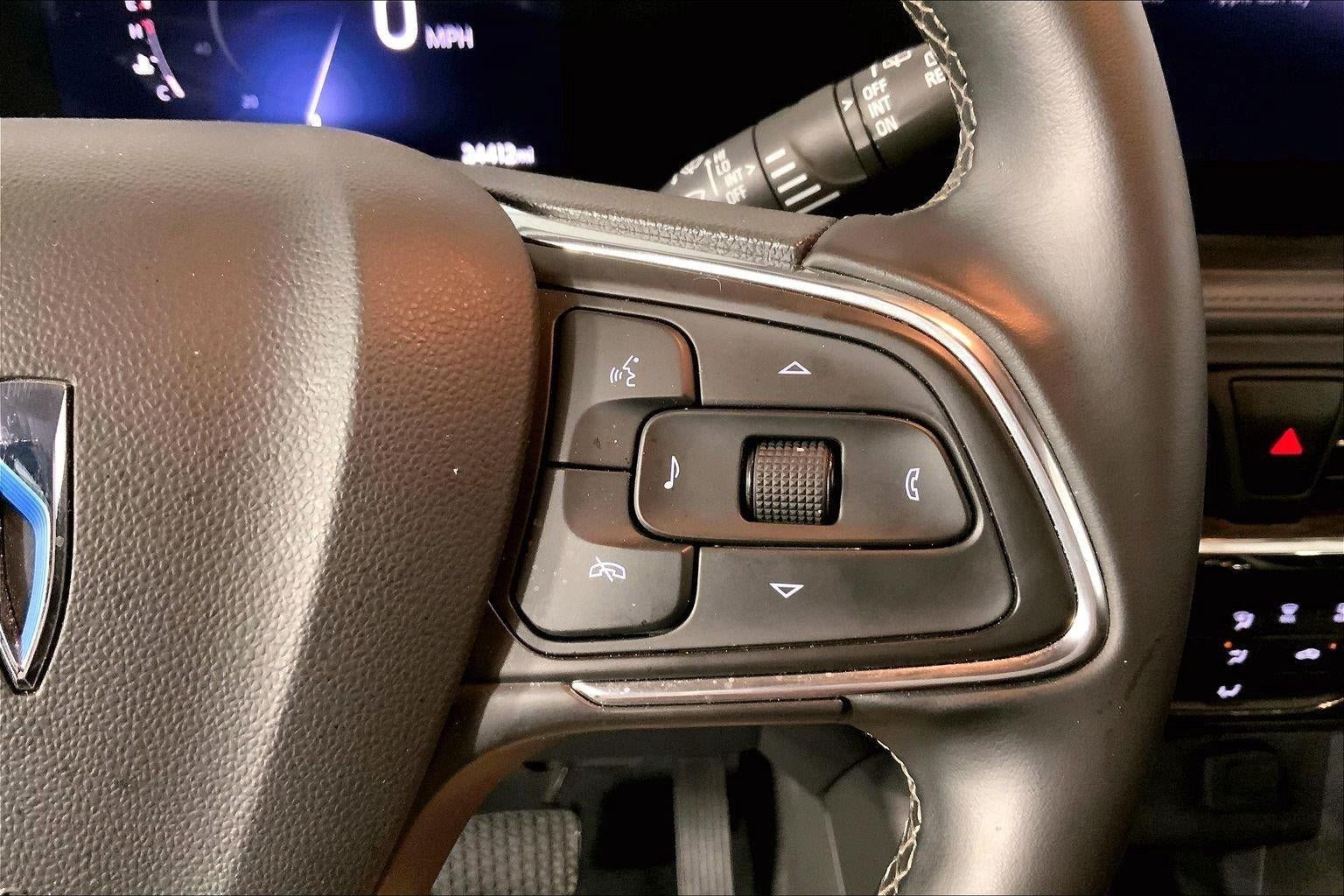 Used 2025 Buick Encore GX Preferred FWD image 19