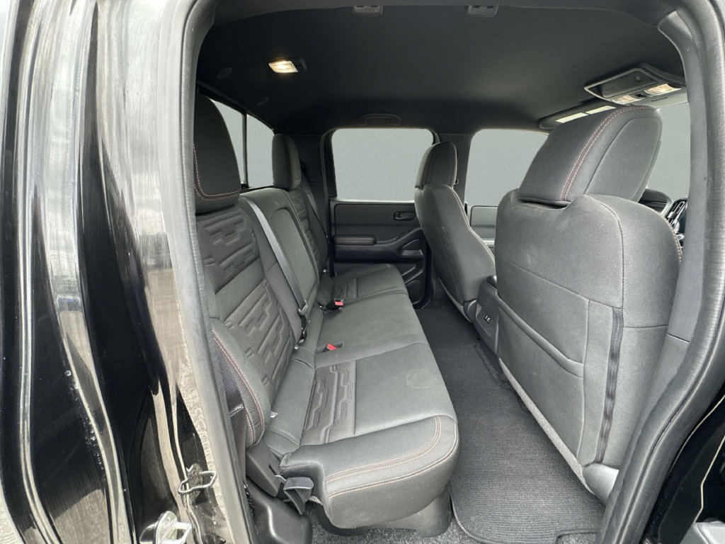 Used 2026 Nissan Frontier PRO-4X AWD/4WD image 33