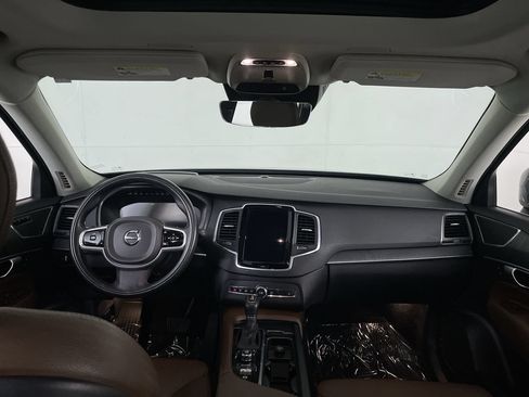Used 2020 Volvo XC90 T6 Momentum AWD/4WD image 28