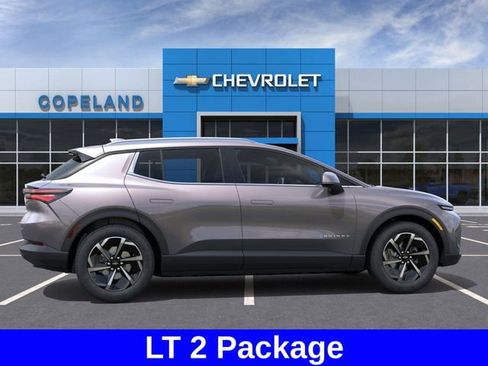 New 2026 Chevrolet Equinox EV LT image 6