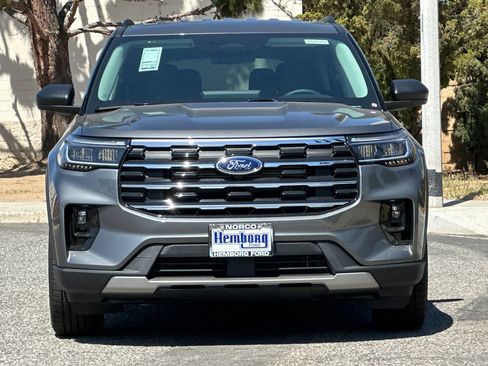 New 2026 Ford Explorer Active w/ Active Comfort Package RWD image 9