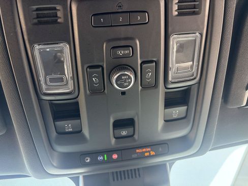 Used 2024 Chevrolet Tahoe RST w/ Luxury Package AWD/4WD image 27