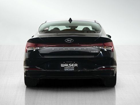 Used 2023 Hyundai Elantra Limited FWD image 4