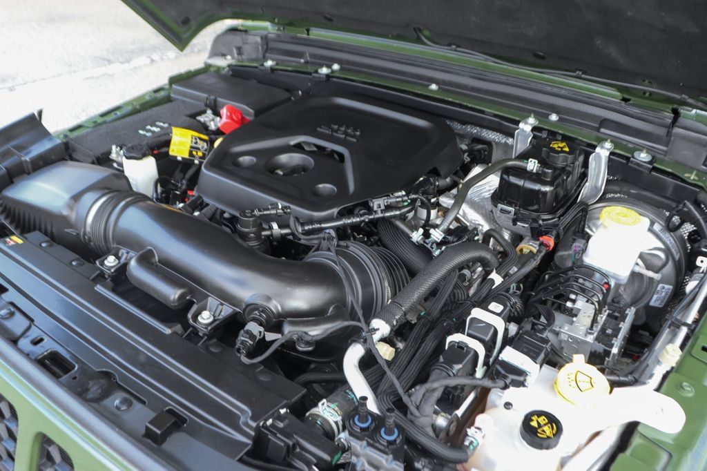 Used 2024 Jeep Wrangler Sport AWD/4WD image 14