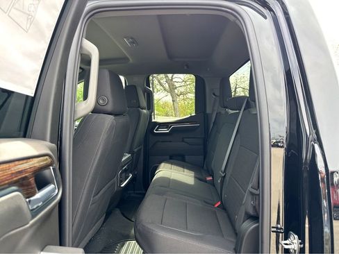 New 2026 GMC Sierra 1500 Elevation image 7