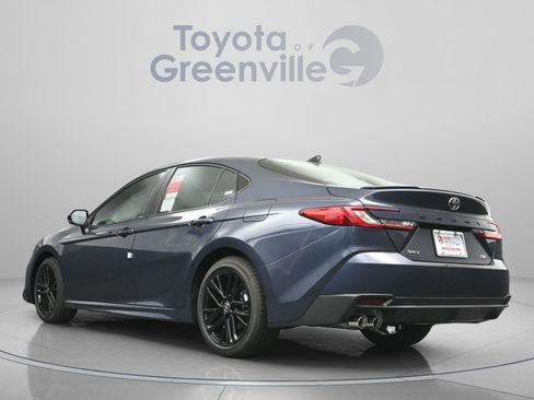 New 2026 Toyota Camry SE FWD image 8