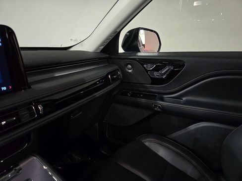 New 2025 Lincoln Aviator Premiere w/ Jet Appearance Package image 33