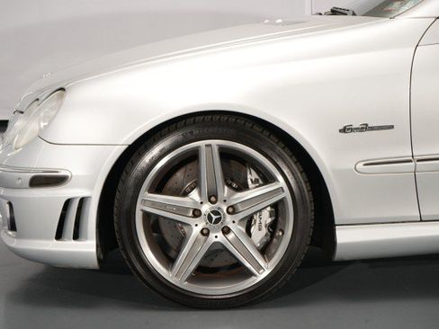 Used 2007 Mercedes-Benz CLK 63 AMG Cabriolet image 25