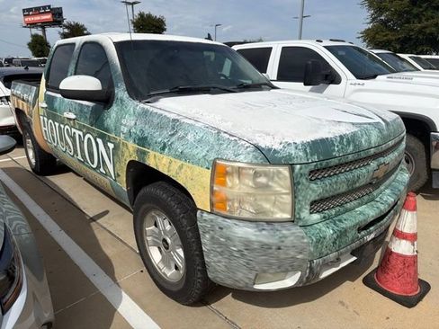 Used 2010 Chevrolet Silverado 1500 LT w/ Power Pack Plus AWD/4WD image 2