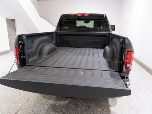 Used 2025 RAM 2500 Big Horn AWD/4WD image 11