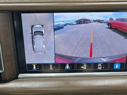 Used 2021 GMC Yukon Denali RWD image 23